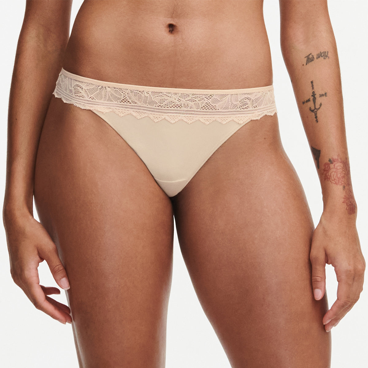 Chantelle EasyFeel Floral Touch g-streng, beige - C942G0 - 01N - Golden Beige