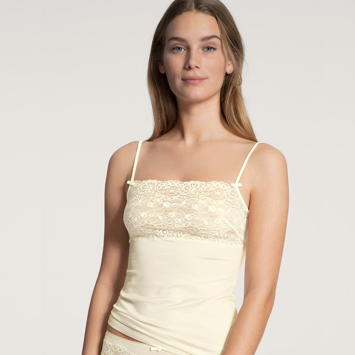 Calida Sensual Secrets Spaghetti top, creme - 11531 - 911 - Alabaster