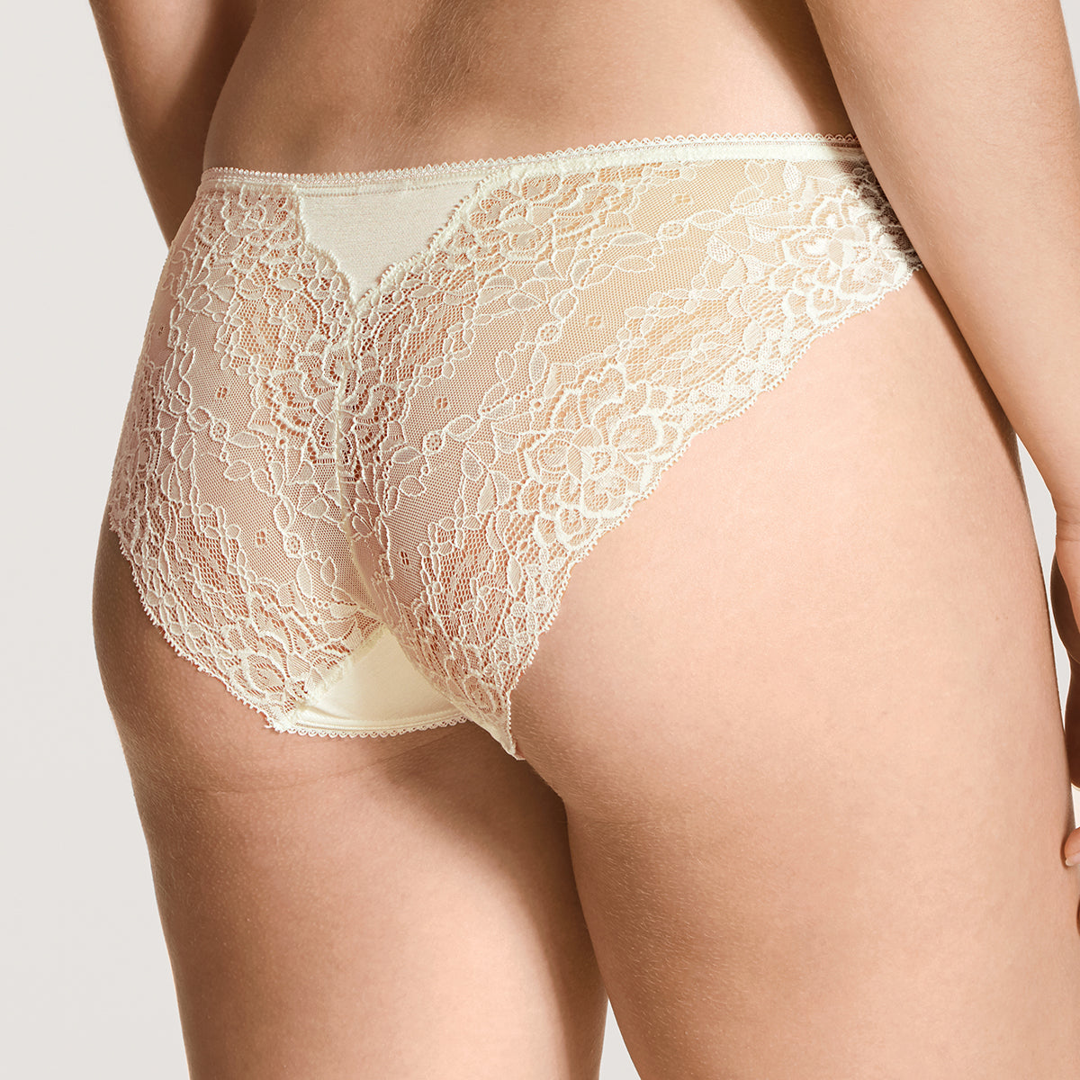 Calida Sensual Secrets tai trusse, creme - 21932 - 911 - Alabaster