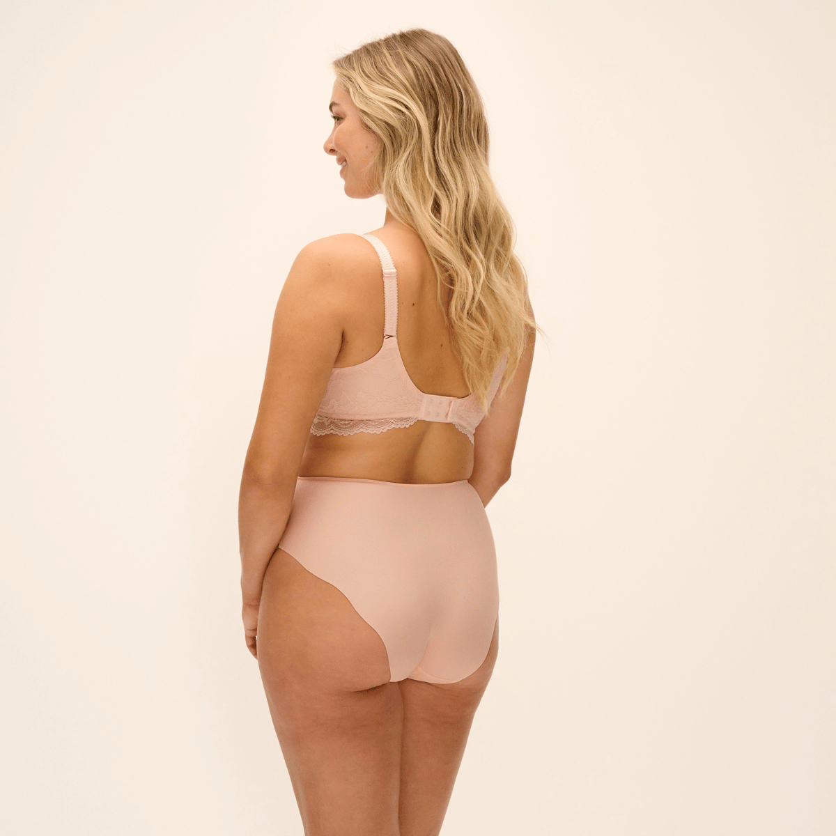 Fantasie Cesile BH med bøjle, nude - FL103601 - PST - Peach Sorbet