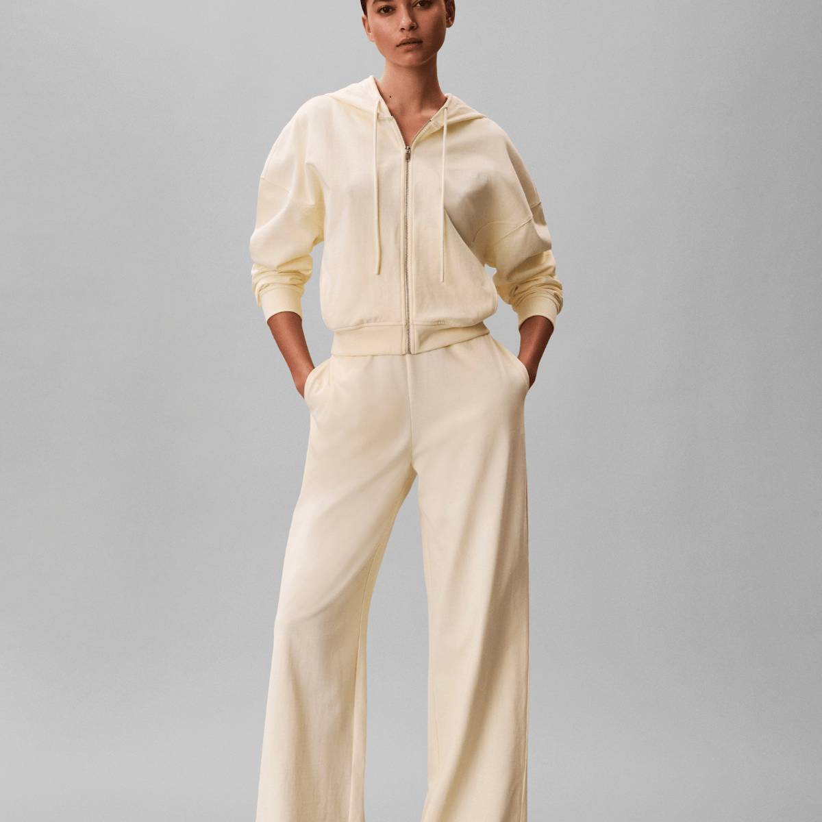 Calvin Klein Logo natbukser, gul - LV00QS7518 - ZRK - Pear Sorbet