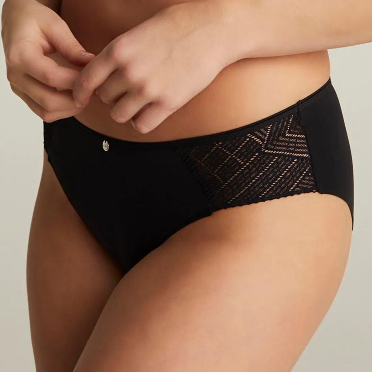 Chantelle EasyFeel Emma tai trusse, sort - C98130 - 011 - Black