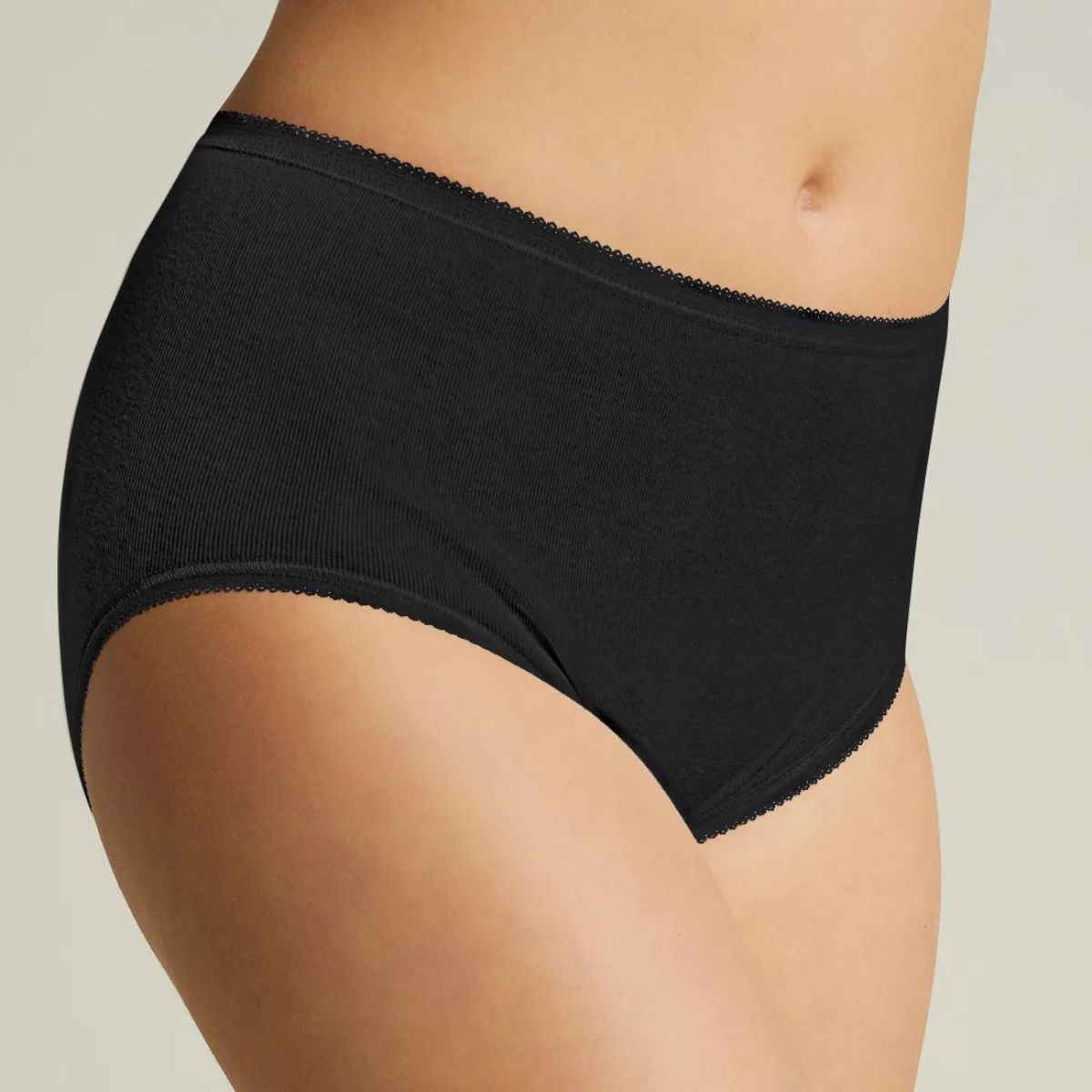 Femilet Debbie midi trusse, sort - FN3030 - 011 - Black