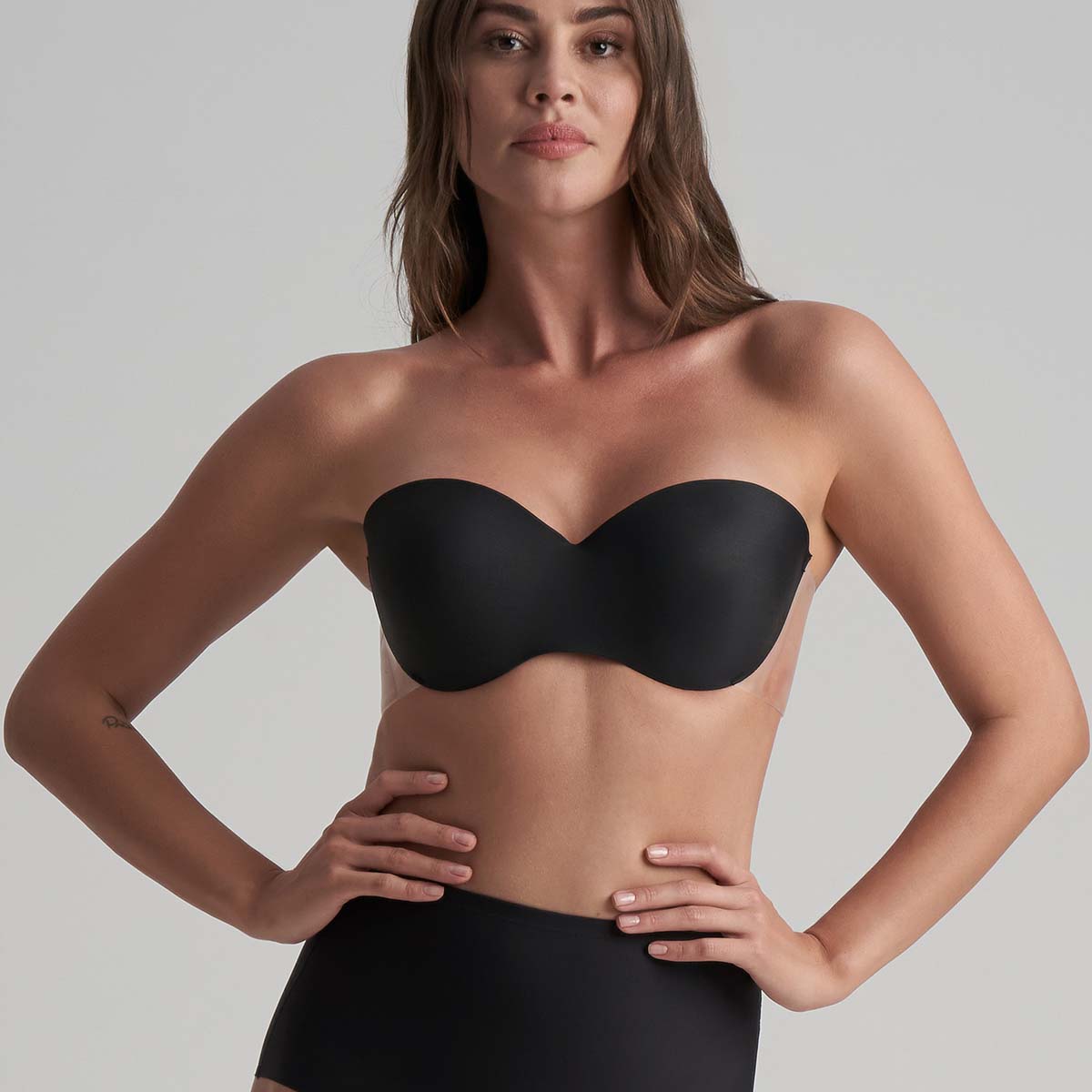 Bye Bra Glam selvsiddende BH, sort - GLMBRA - Black - Black