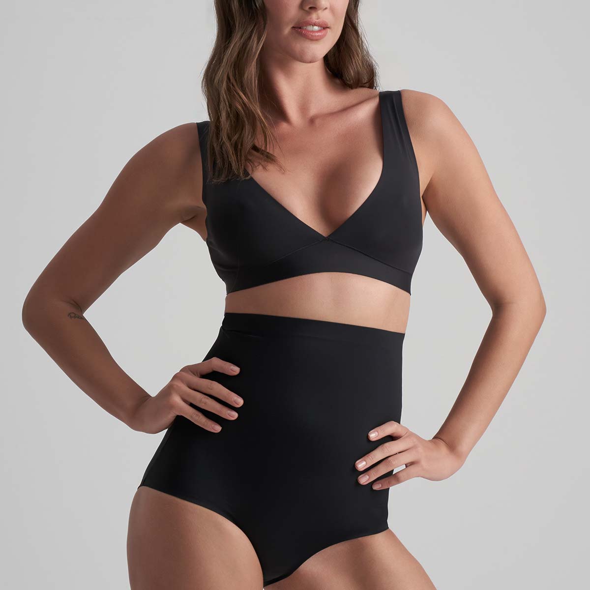 Bye Bra Invisible High Waist tai trusse, sort - INVHWB - Black - Black