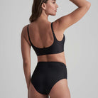 Bye Bra Invisible Mid Waist tai trusse, sort - INVMWB - Black - Black