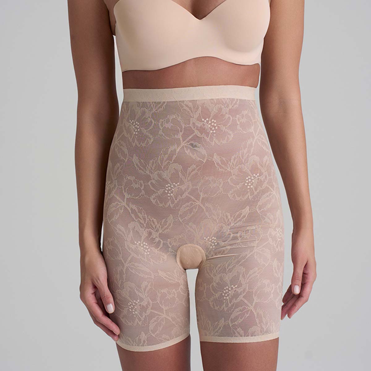 Bye Bra Lacy High Waist Shaping shorts, beige - LACHWS - Beige - Beige