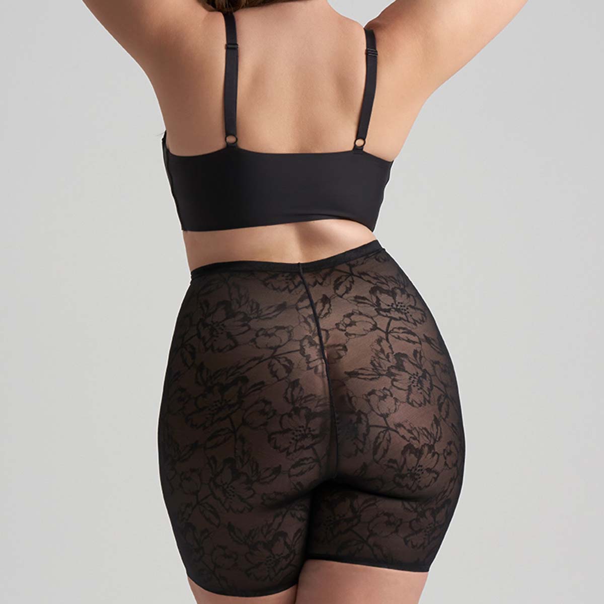 Bye Bra Lacy High Waist Shaping shorts, sort - LACHWS - Black - Black