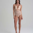 Bye Bra Lacy High Waist Shaping g-streng, beige - LACHWT - Beige - Beige