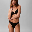 Calvin Klein Perfectly Fit Ultralight g-streng, sort - LV00QF8587 - UB1 - Black