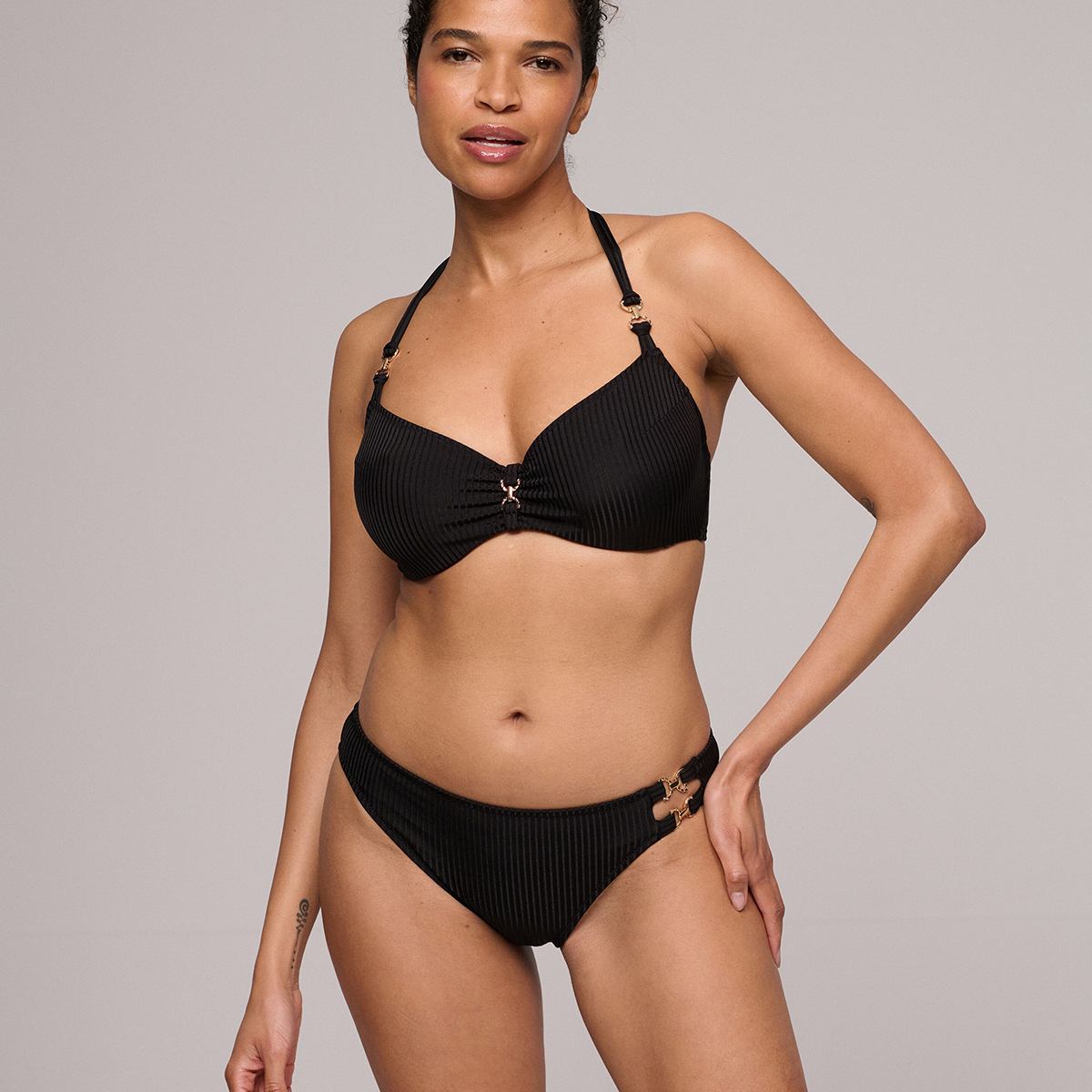 Marie Jo Emly bikini top med bøjle, sort - 1007710 - ZWA - Black