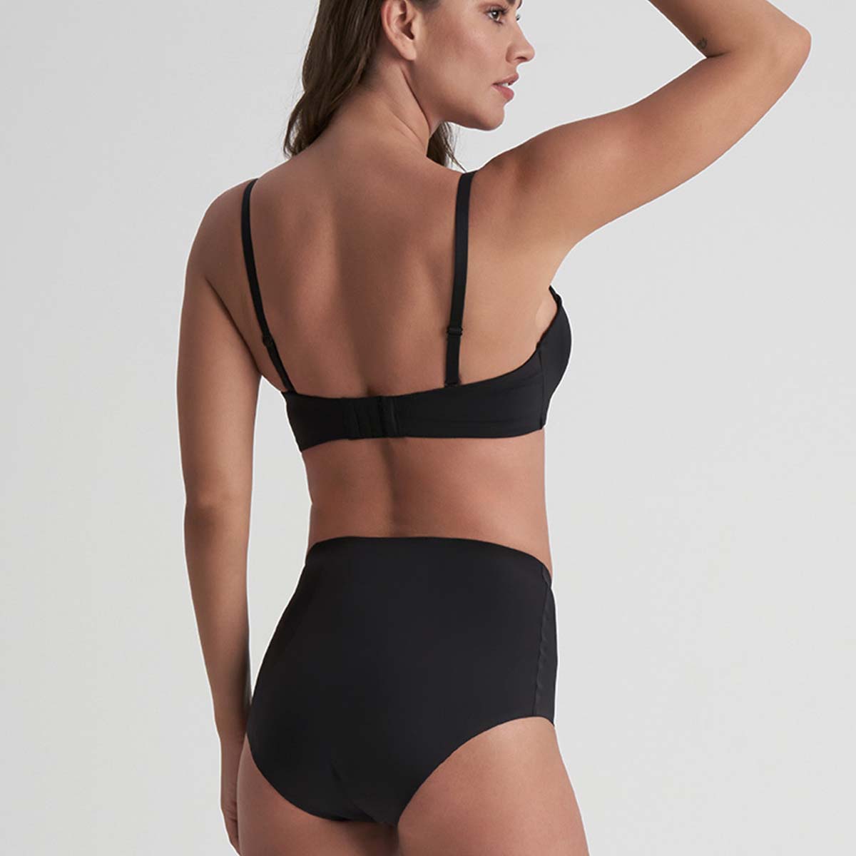 Bye Bra Laminated High Flow menstruationstrusse, sort - PRLHB - Black - Black