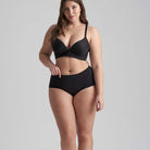 Bye Bra Laminated High Flow menstruationstrusse, sort - PRLHB - Black - Black