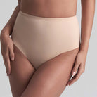 Bye Bra Sculpting Mid Waist g-streng, beige - SCPMWT - Beige - Beige