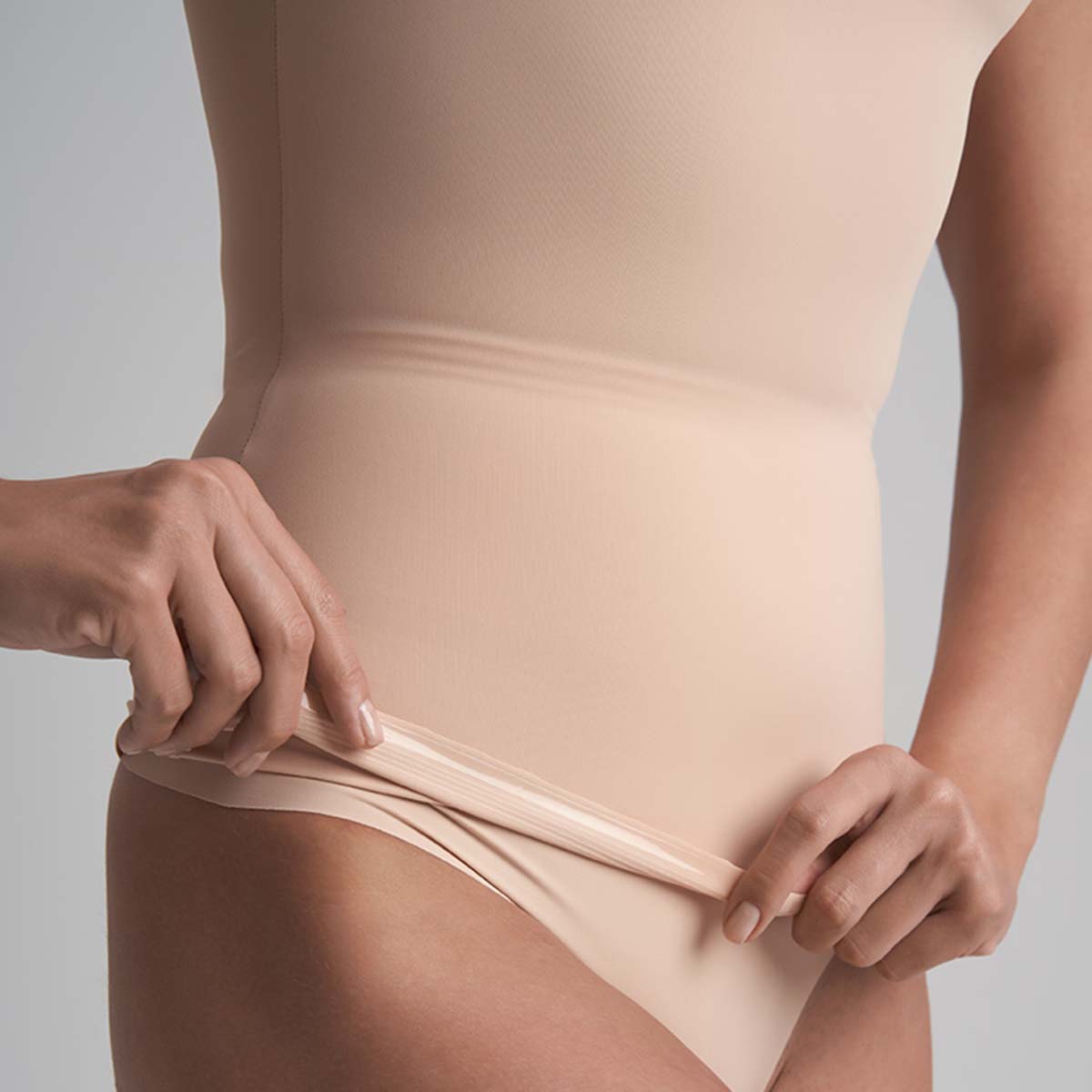 Bye Bra Sculpting Singlet top, beige - SCPSNG - Beige - Beige