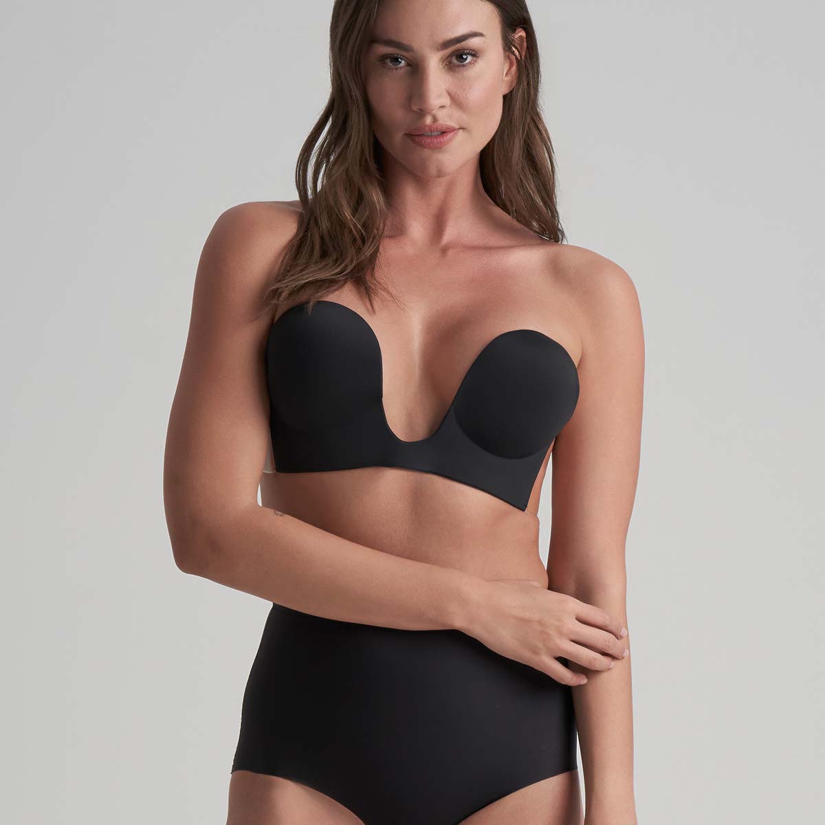 Bye Bra Seamless U-Style selvsiddende BH, sort - SUSBRA - Black - Black