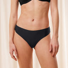 Triumph Body Make-Up Illusion Lace tai trusse, sort - 10219711 - 0004 - Black