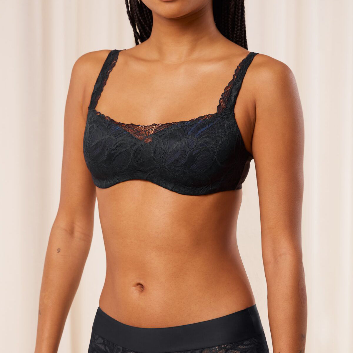 Triumph Body Make-Up Illusion Lace balconette BH, sort - 10219845 - 0004 - Black