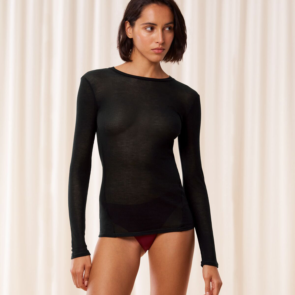Triumph Beauty Layers top, sort - 10221062 - 0004 - Black