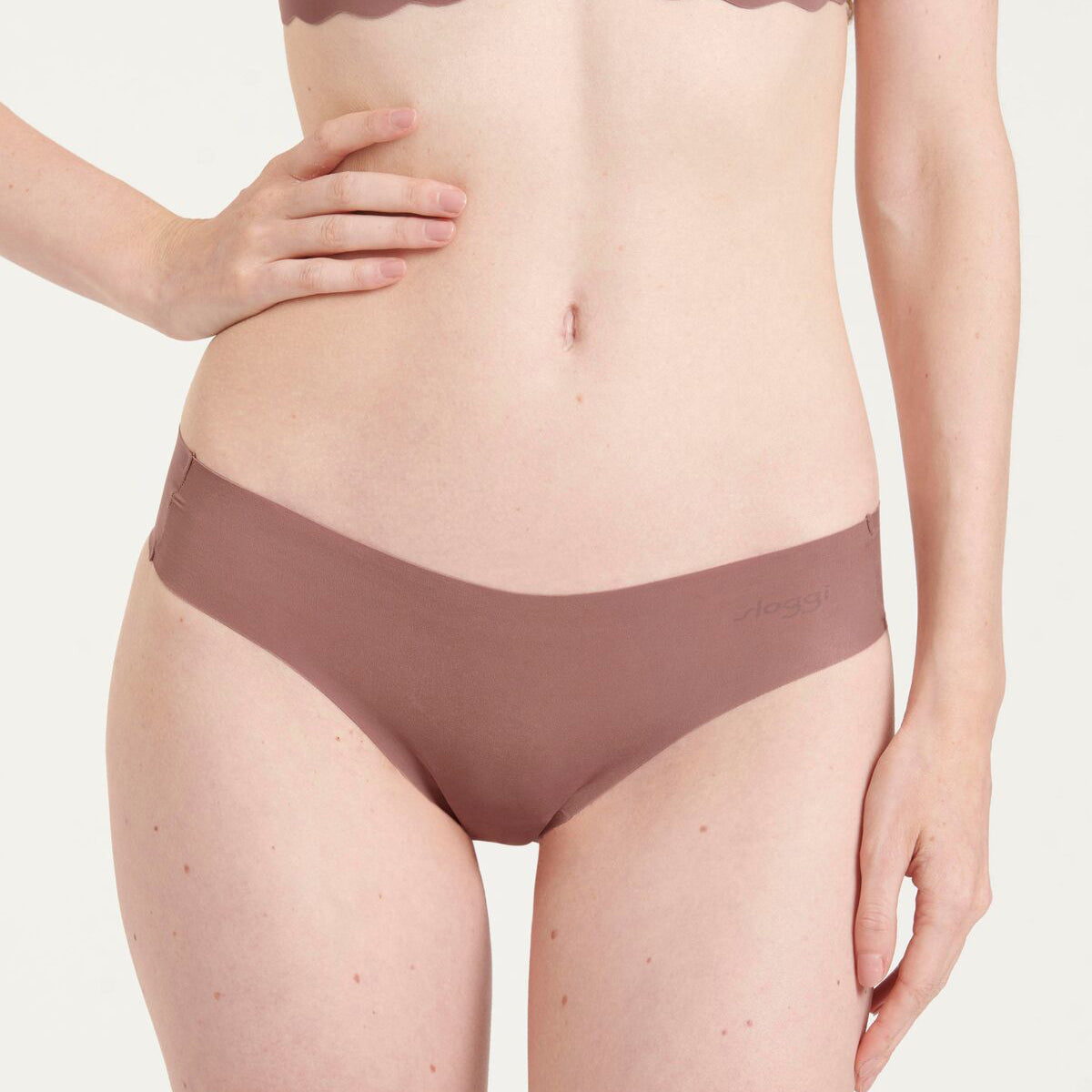 Sloggi Zero Microfibre 2.0 g-streng, rosa - 10214627 - 1141 - Cacao
