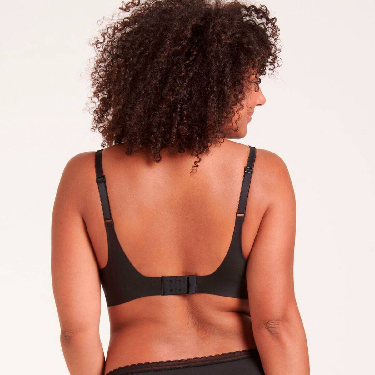Sloggi Body Adapt Twist BH uden bøjle, sort - 10214614 - 0004 - Black