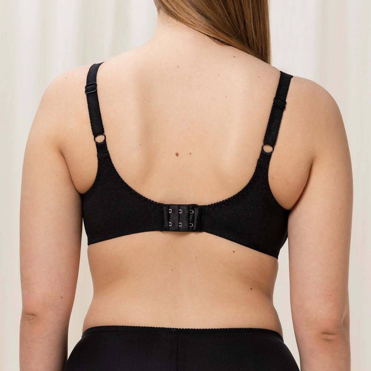 Triumph Ladyform Soft W BH med bøjle, sort - 10166306 - 0004 - Black