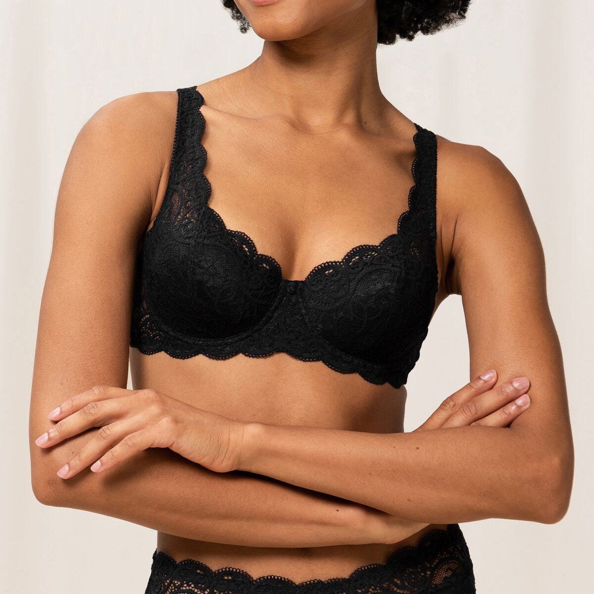 Triumph Amourette 300 WHP BH med bøjle, sort - 10166798 - 0004 - Black
