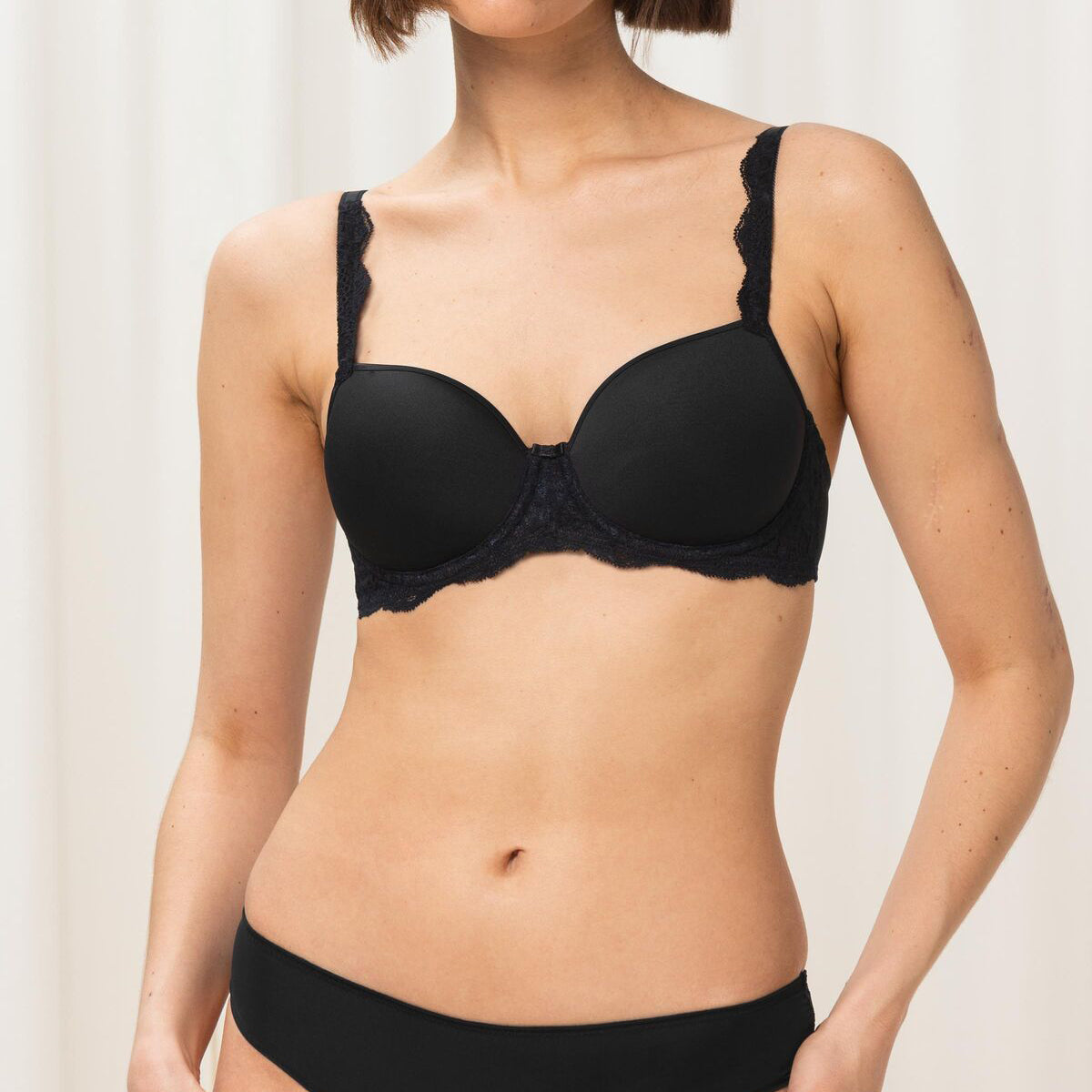 Triumph Amourette Charm WP BH med bøjle, sort - 10179990 - 0004 - Black