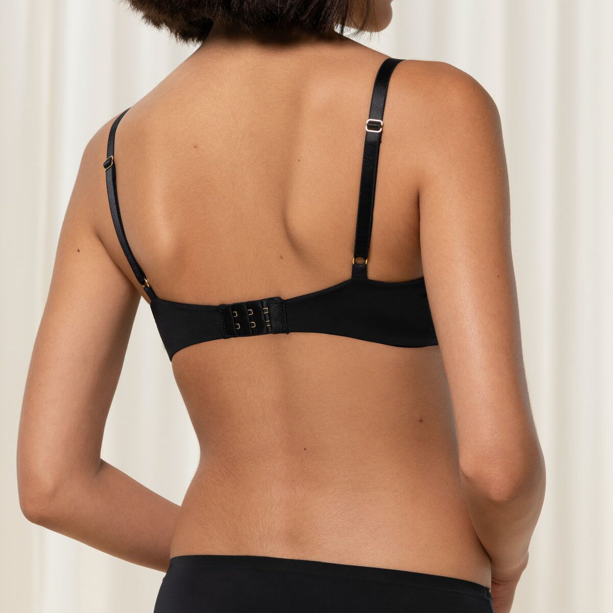 Triumph Body Make-Up Essentials WP BH med bøjle, sort - 10190664 - 0004 - Black