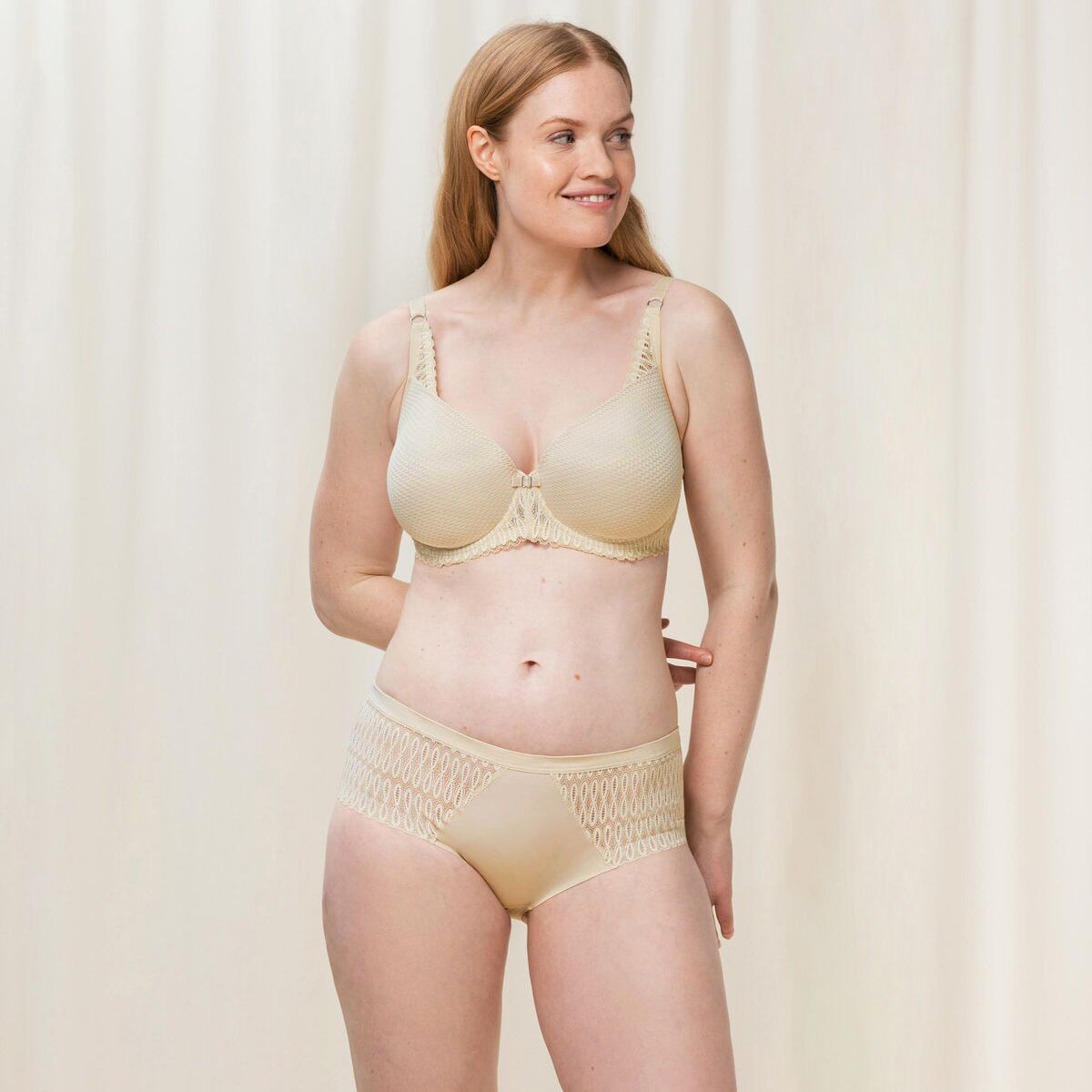 Triumph Aura Spotlight WHP BH med bøjle, creme - 10207996 - 6720 - Creamy Dream