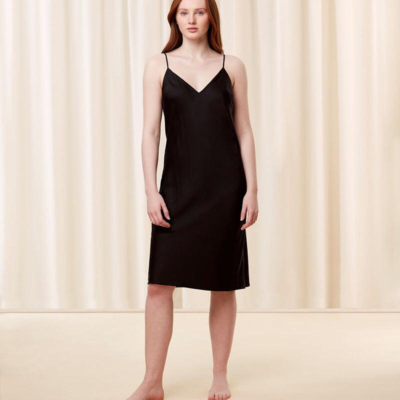 Triumph Silky Sensuality natkjole, sort - 10216557 - 0004 - Black