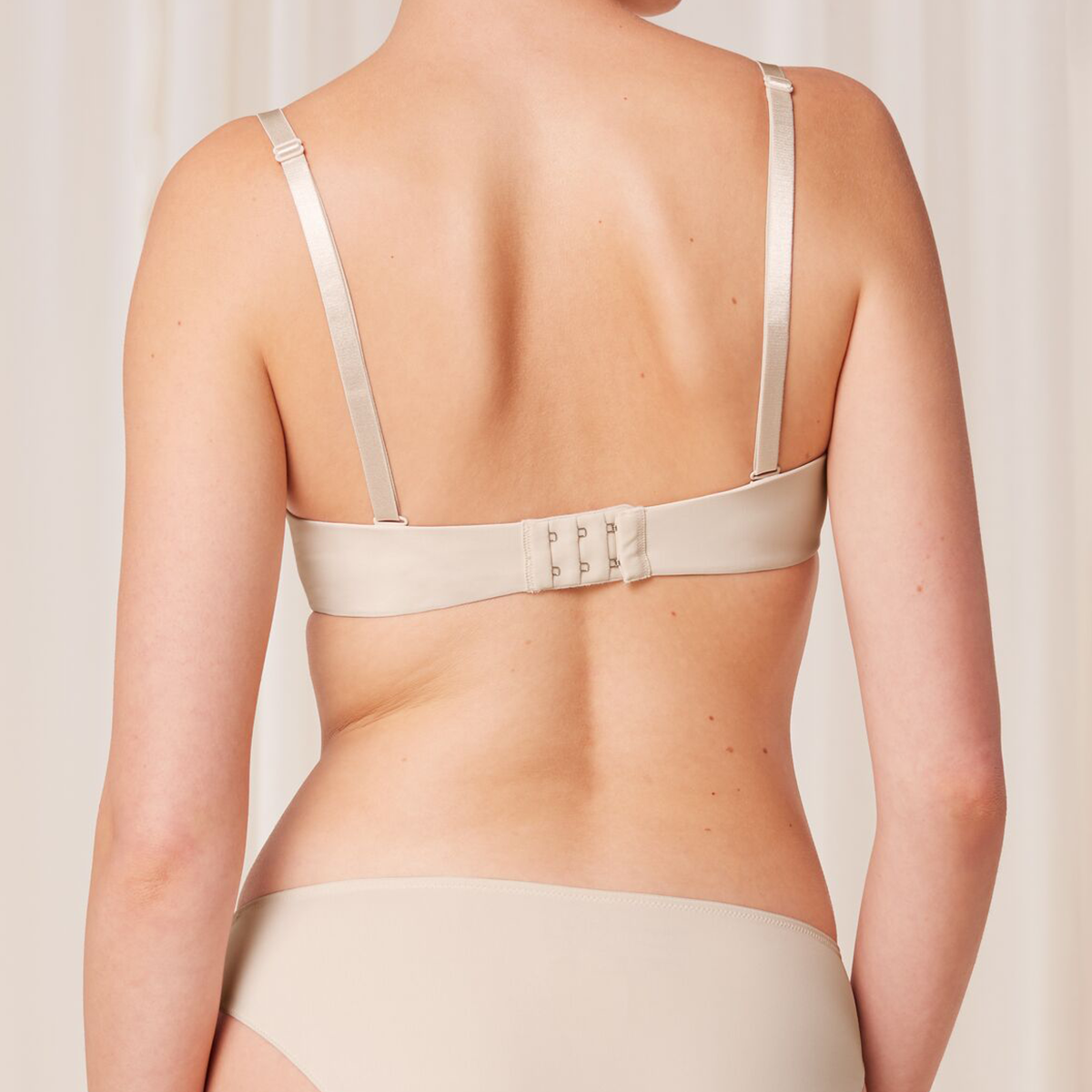 Triumph Pure Micro WDP stropløs BH, beige - 10217872 - 00DL - Cameo Beige