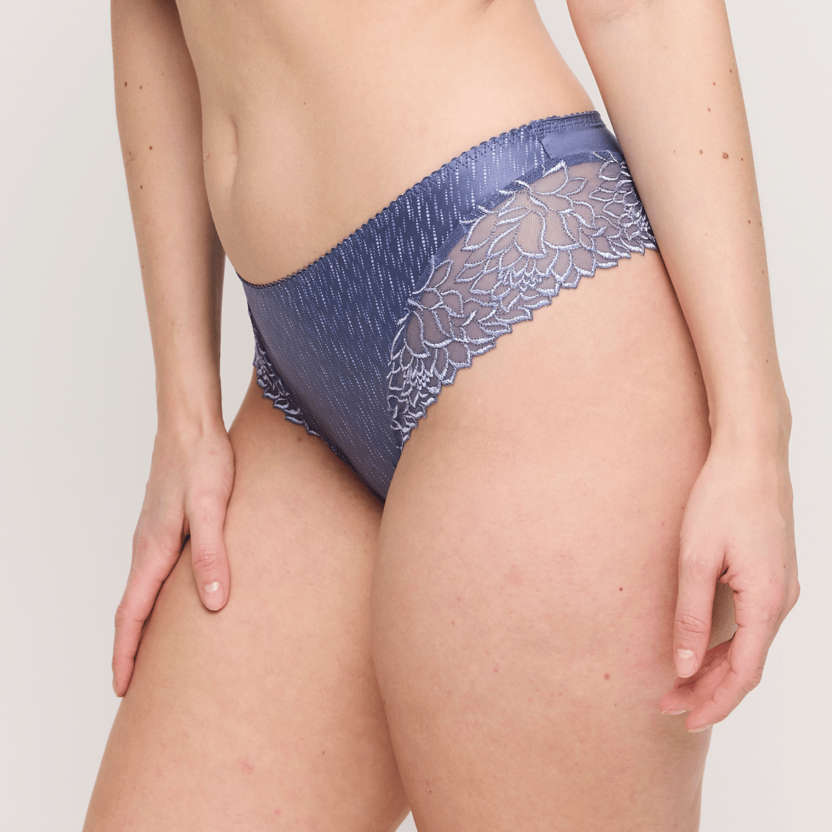 PrimaDonna Monterry g-streng, blå - 0663481 - NIS - Nightshadow Blue