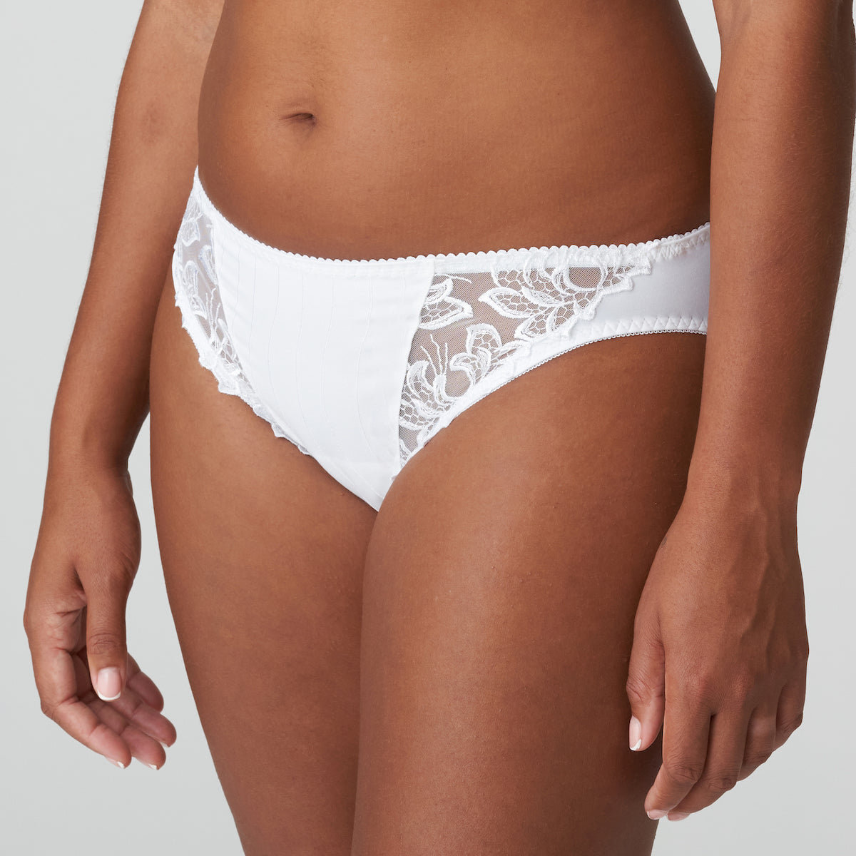 PrimaDonna Deauville tai trusse, hvid - 0561810 - WIT - White