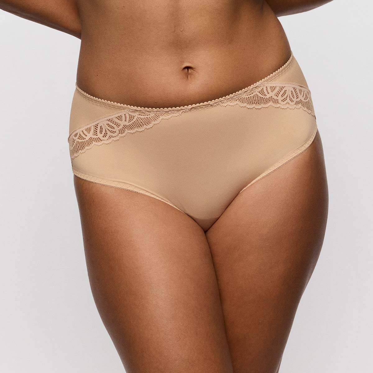 PrimaDonna Salerno maxi trusse, beige - 0563531 - CGI - Candy Ginger