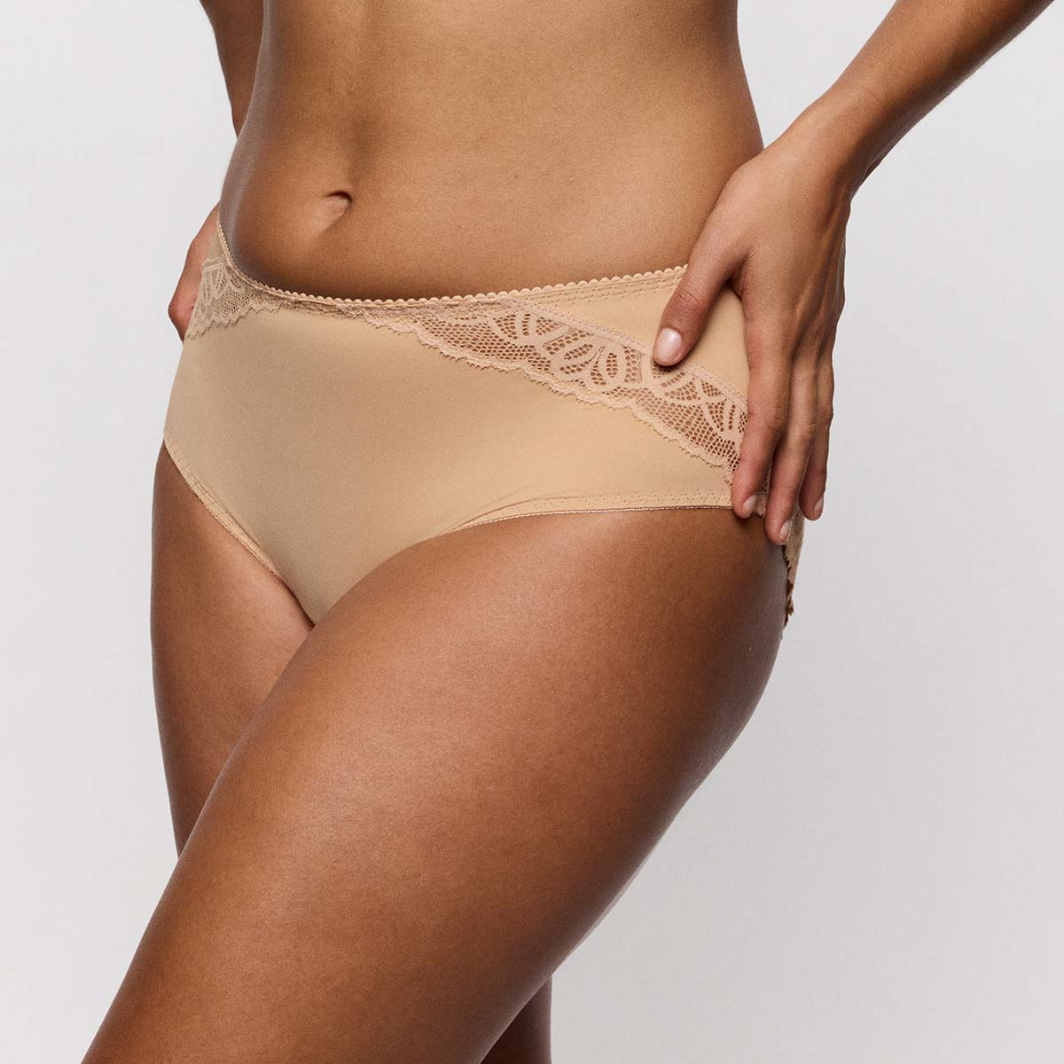 PrimaDonna Salerno maxi trusse, beige - 0563531 - CGI - Candy Ginger