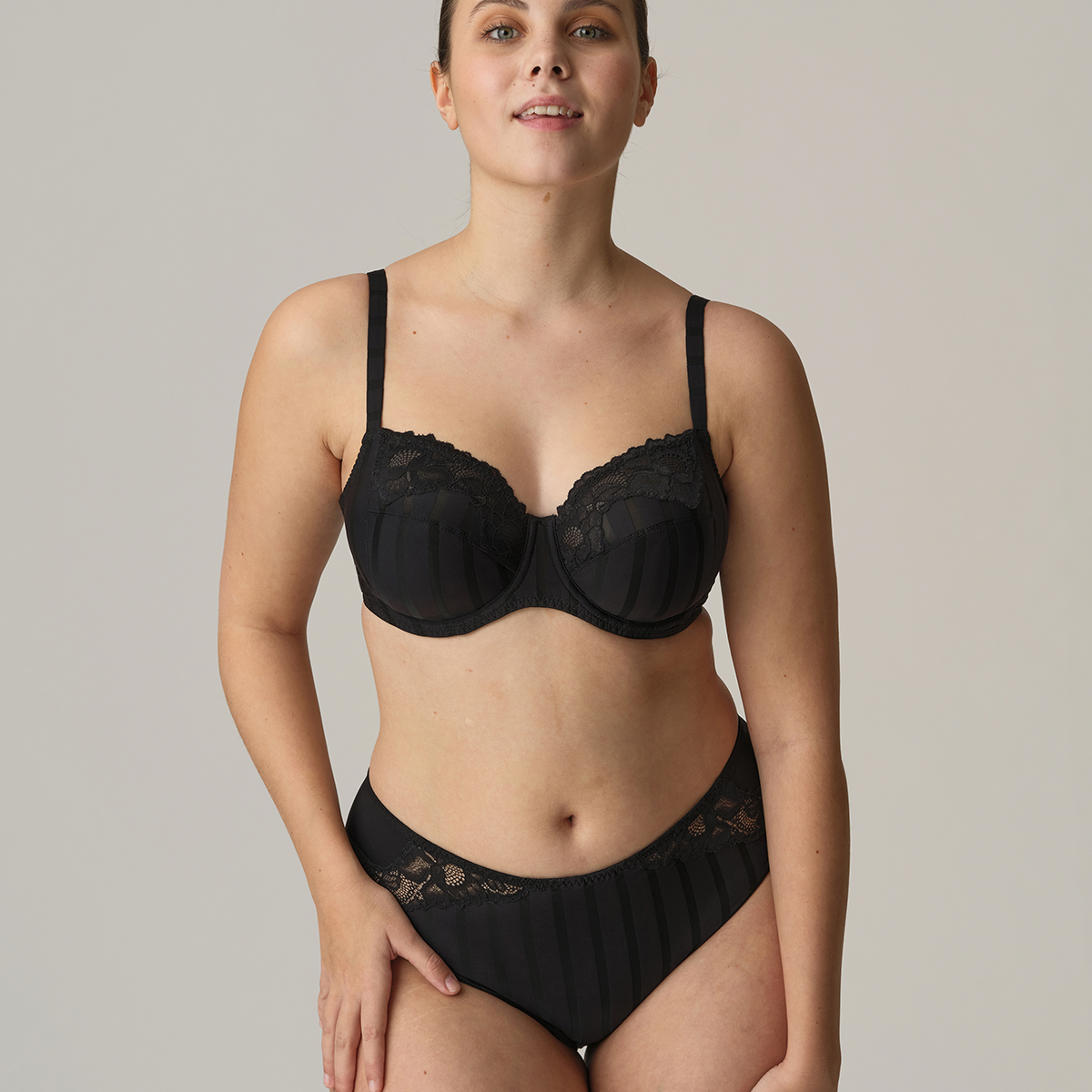 PrimaDonna Twist Maldives BH med bøjle, sort - 0142340 - ZWA - Black