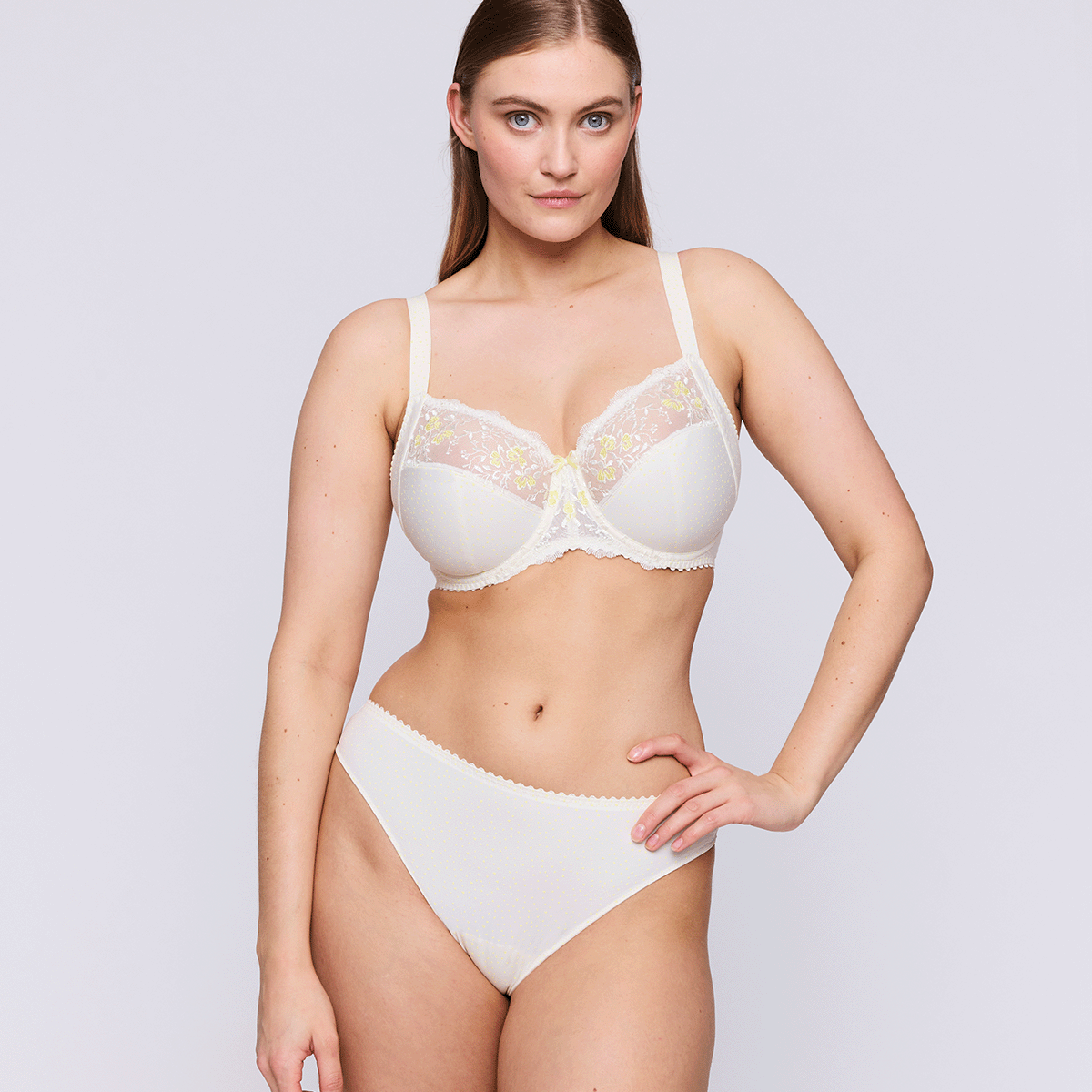 PrimaDonna Novaro g-streng, creme - 0663520 - VIG - Vintage Natural