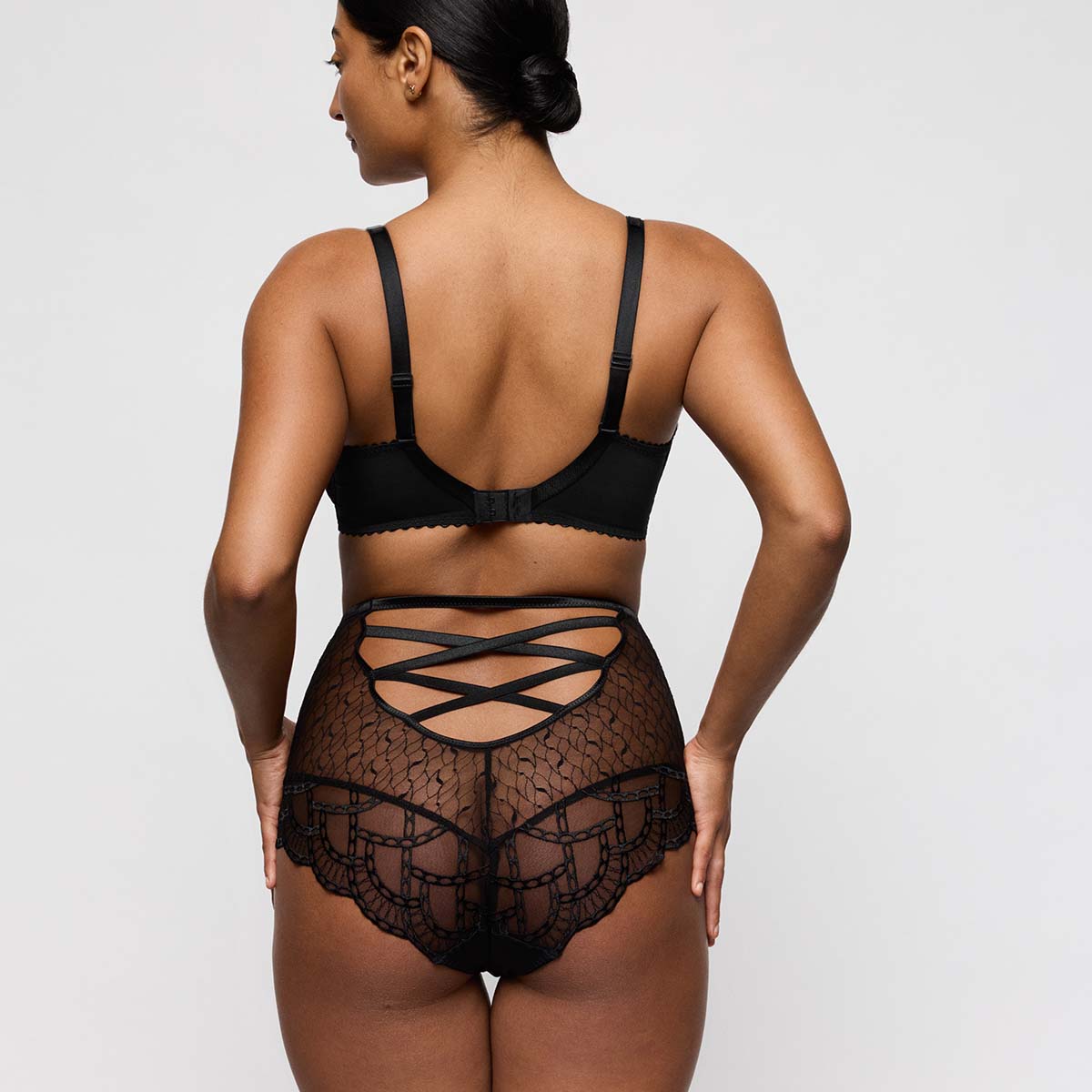 PrimaDonna Naica BH med bøjle, sort - 0163590 - ZWA - Black