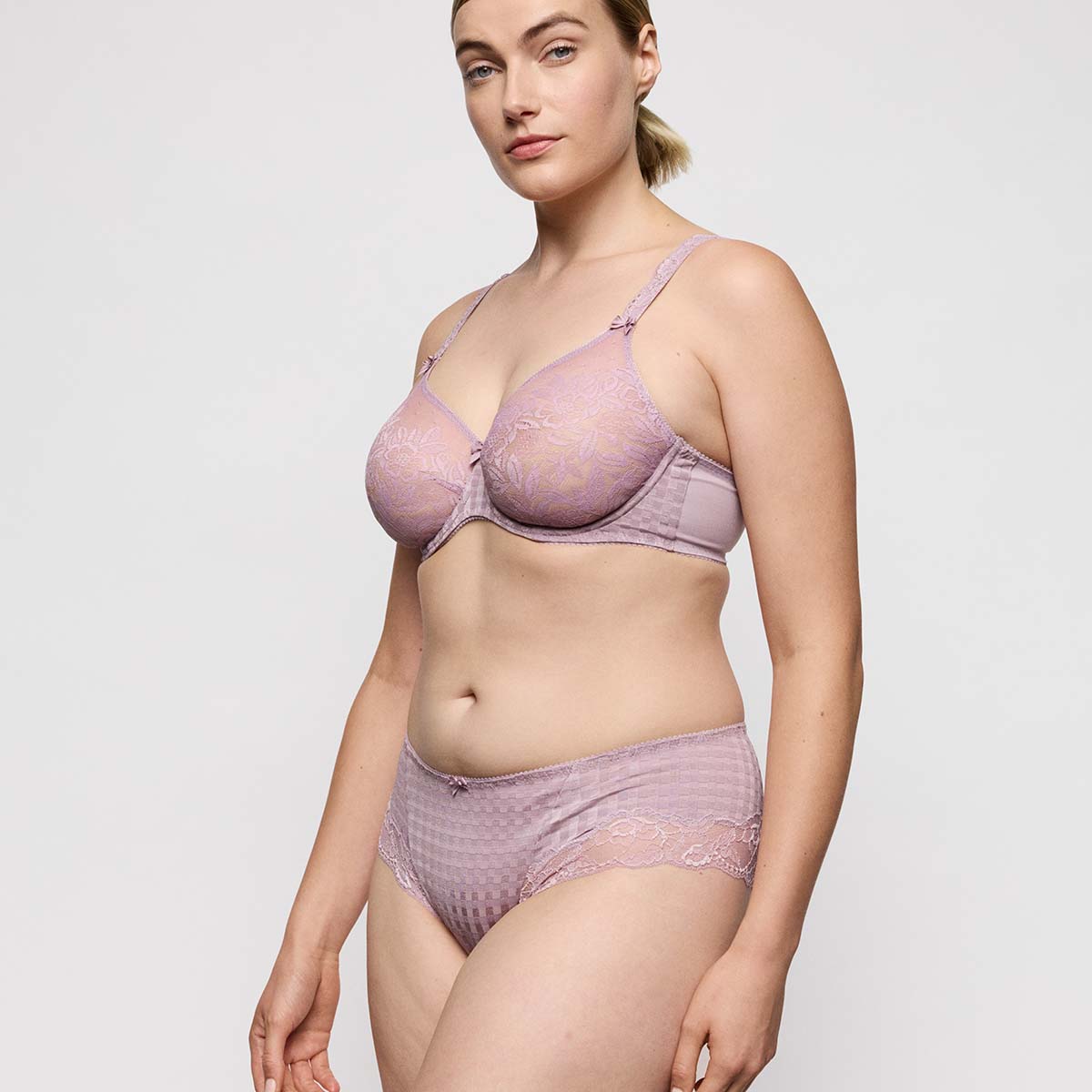 PrimaDonna Madison BH med bøjle, lilla - 0262127 - SOF - Soft Sand